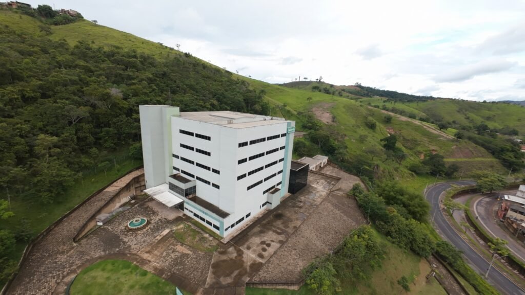 Imagem aérea do prédio que está sendo construído pela Unimed. Foto: Alex Oliveira
