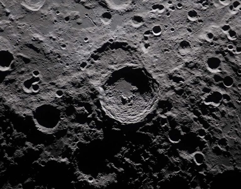 NASA libera wallpapers oficiais da missão Artemis II; veja como baixar as imagens inéditas da Lua e da Terra
