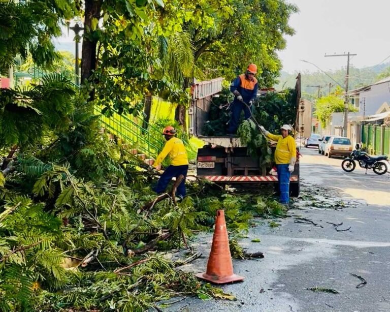 Chuva forte mobiliza Defesa Civil e provoca ocorrências em vários bairros de Itabira