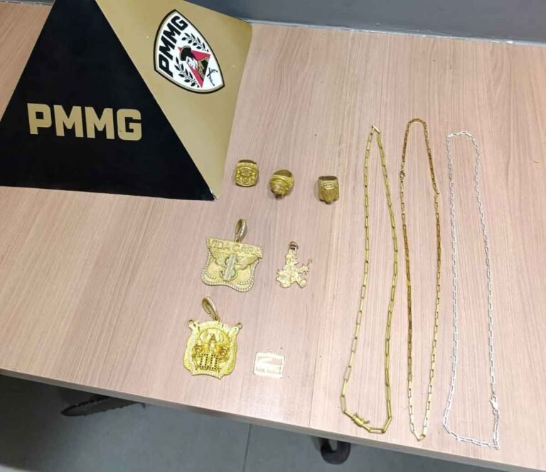 Três adolescentes são apreendidos após furtarem joias em comércio de Manhuaçu