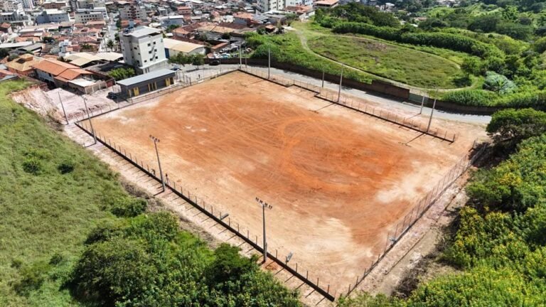 Prefeitura de João Monlevade reinaugura campo de futebol e fortalece incentivo ao esporte no bairro de Lourdes