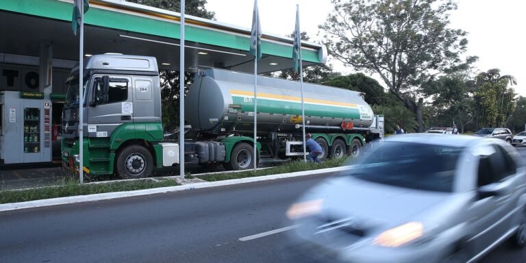 Mais de 80% dos estados aderem a subsídio a diesel importado