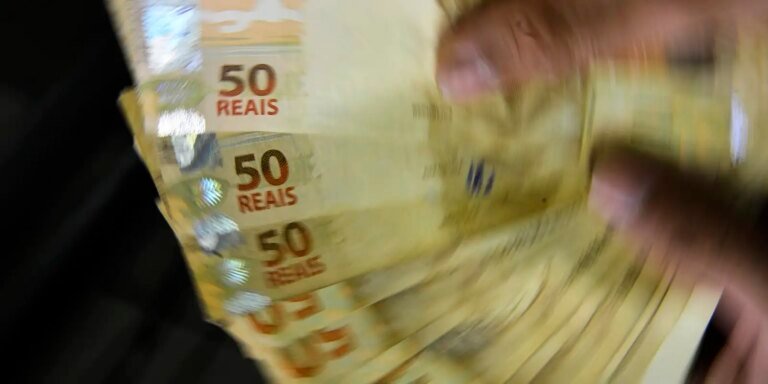 Poupança tem retirada líquida de R$ 11,1 bilhões em março