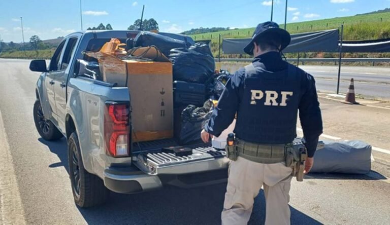 Servidores são detidos com veículo da Prefeitura e mercadorias irregulares na BR-381