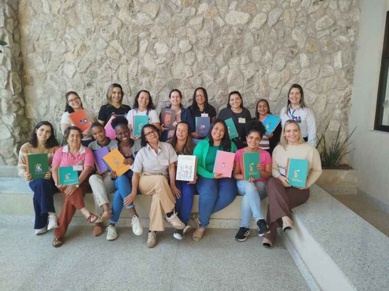 São Gonçalo fortalece formação de professores com programa de leitura e escrita infantil