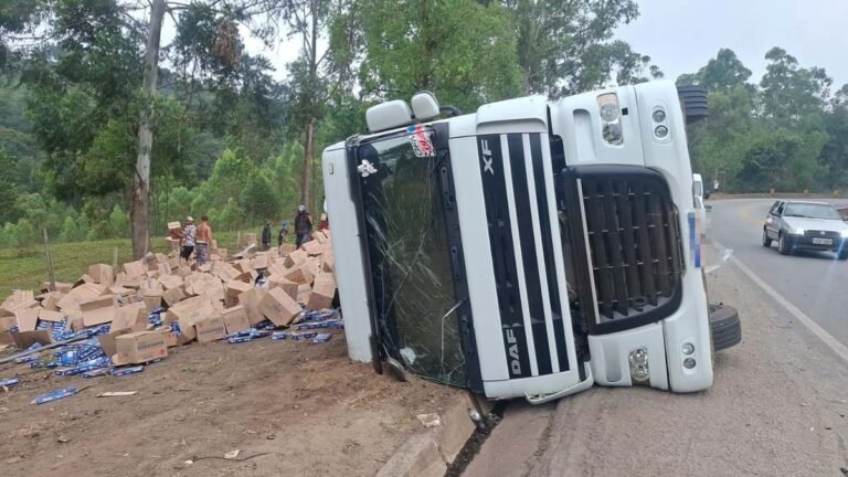 Flagrante na BR-381 em João Monlevade: Homem é preso pela PRF com Palio lotado de lasanhas e massas saqueadas