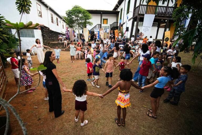 Mostra Cultural artBEM chega a Periquito com programação gratuita de cinema, teatro, oficinas e exposição