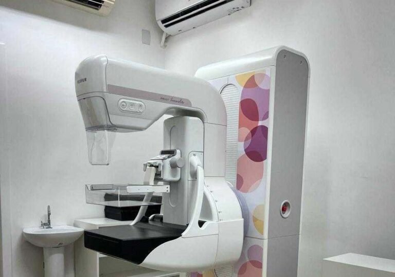 São Gonçalo do Rio Abaixo entrega moderno mamógrafo digital para rede municipal de saúde