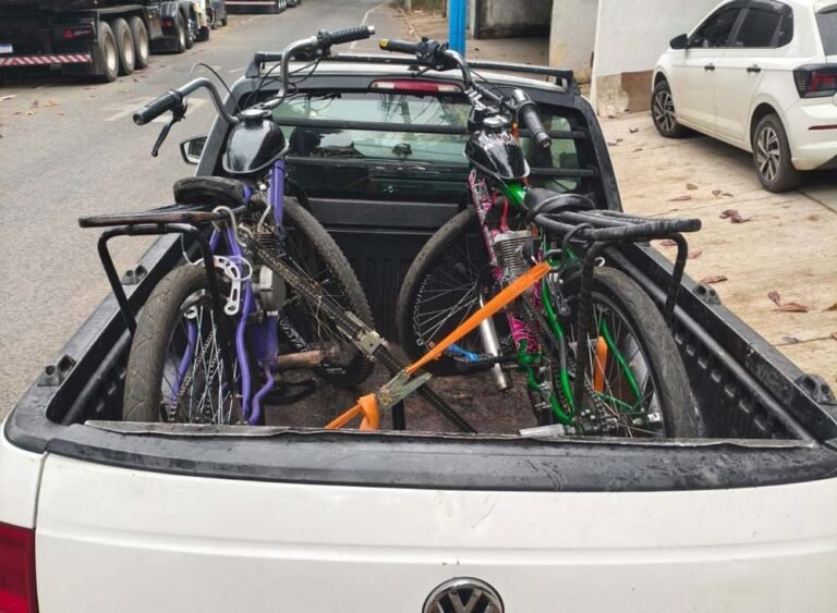 Polícia Militar apreende bicicletas motorizadas irregulares durante fiscalização em João Monlevade