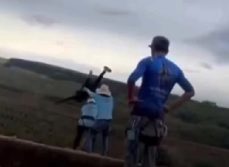 Vídeo; Jovem de 21 anos morre após queda de 40 metros durante salto de rope jump