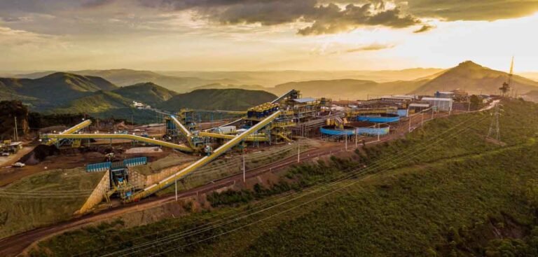 Mineração Morro do Ipê abre vagas de emprego em Minas Gerais e região