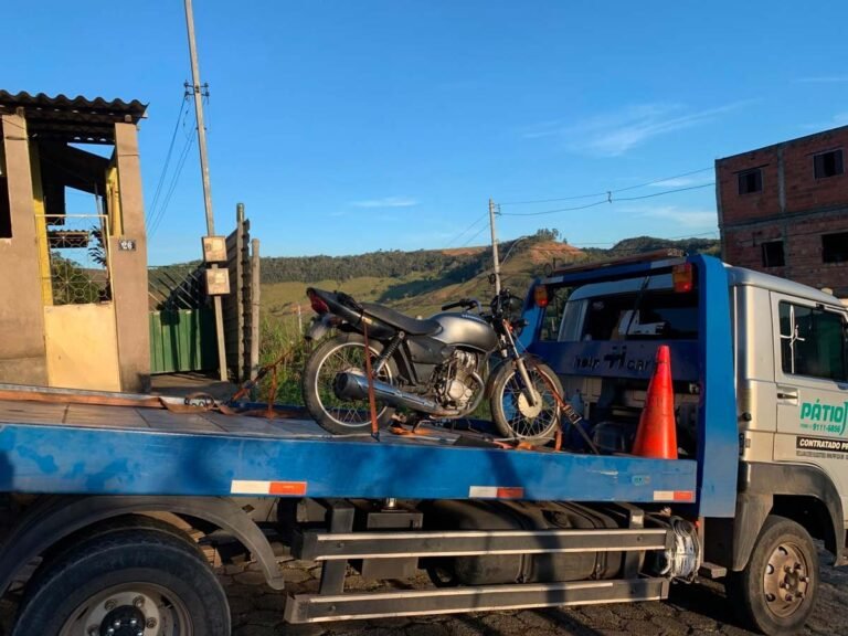 Polícia Militar apreende motocicleta adulterada durante operação em Nova Era