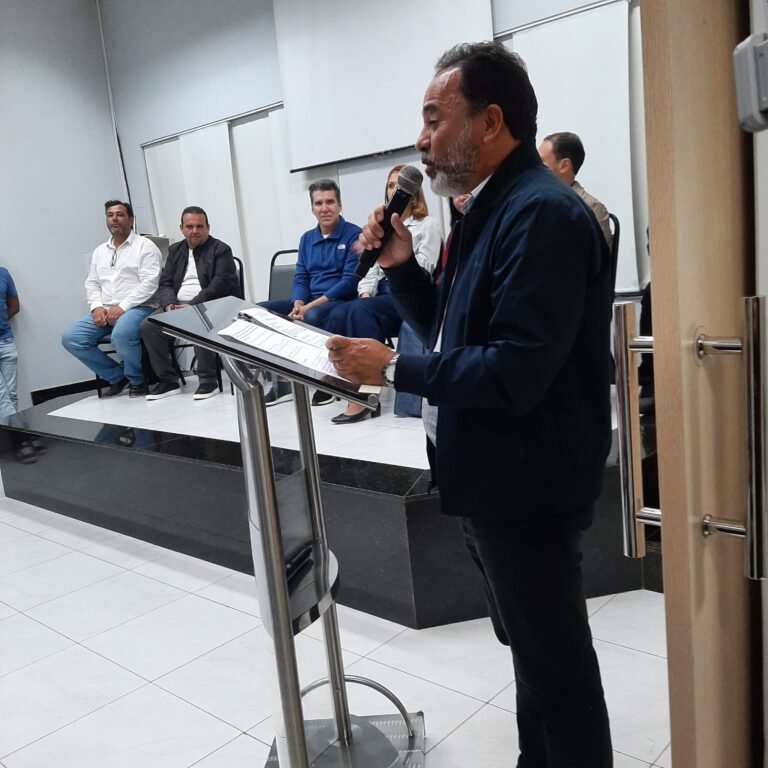 O pre canditado pelo PSB ao Governo de Minas visitou Itabira nessa terça-feira (14) julho